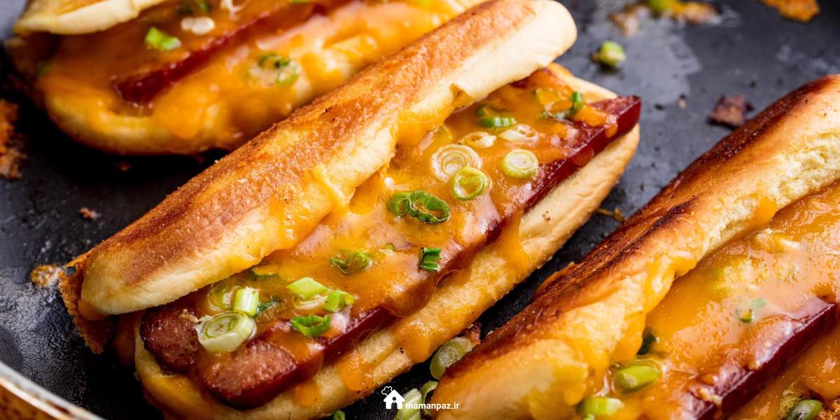 ساندویچ هات داگ پنیری