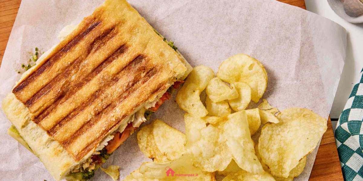 پنینی مرغ و سیب زمینی