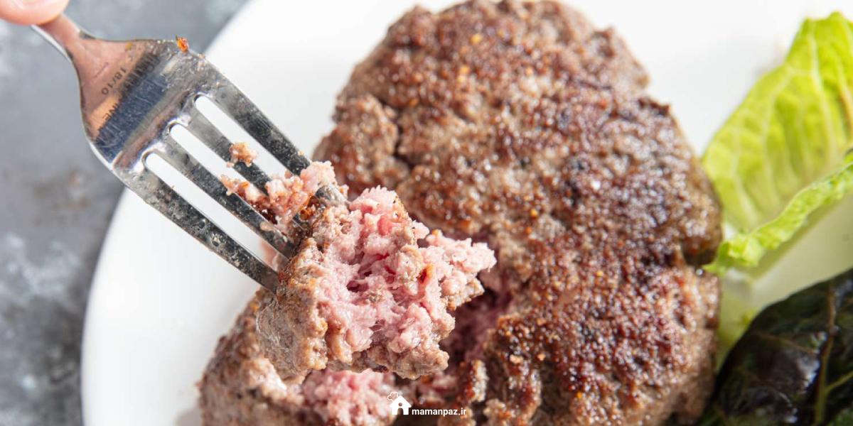 استیک گوشت با گوشت چرخ‌ کرده