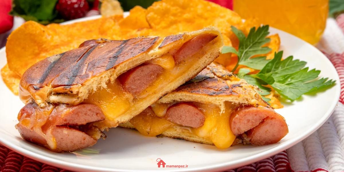 ساندویچ هات داگ در توستر