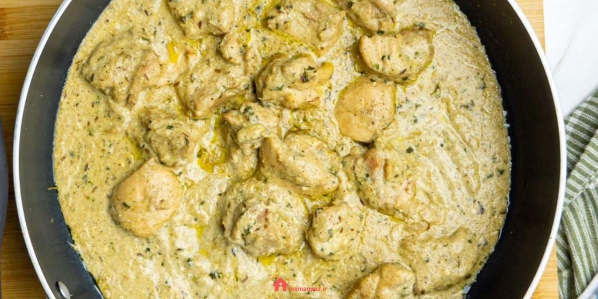 خورش مرغ کاری تایلندی