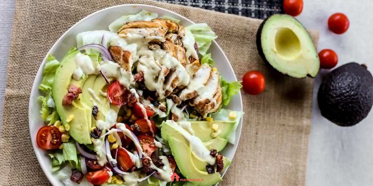 طرز تهیه سالاد آووکادو با مرغ